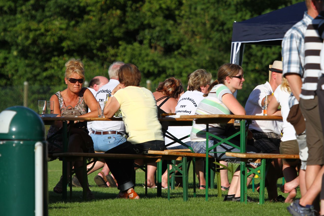 Bild 482 - Vogelschiessen am 18.8.12